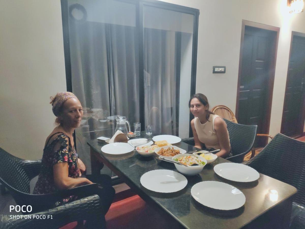 Marari Ebin Charlys Daire Mararikulam Dış mekan fotoğraf